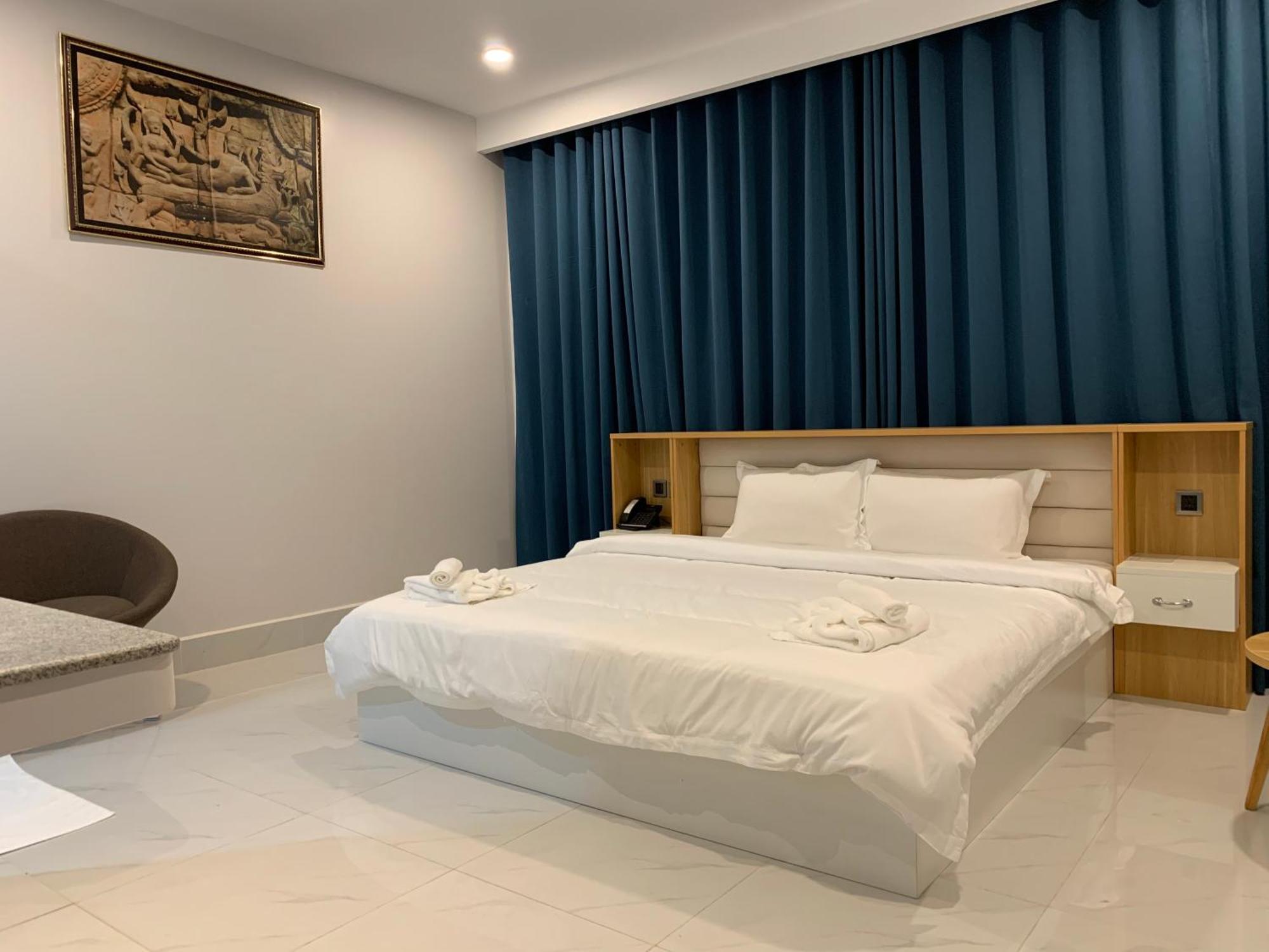 Nico'S Hotel And Skybar Siem Reap Buitenkant foto