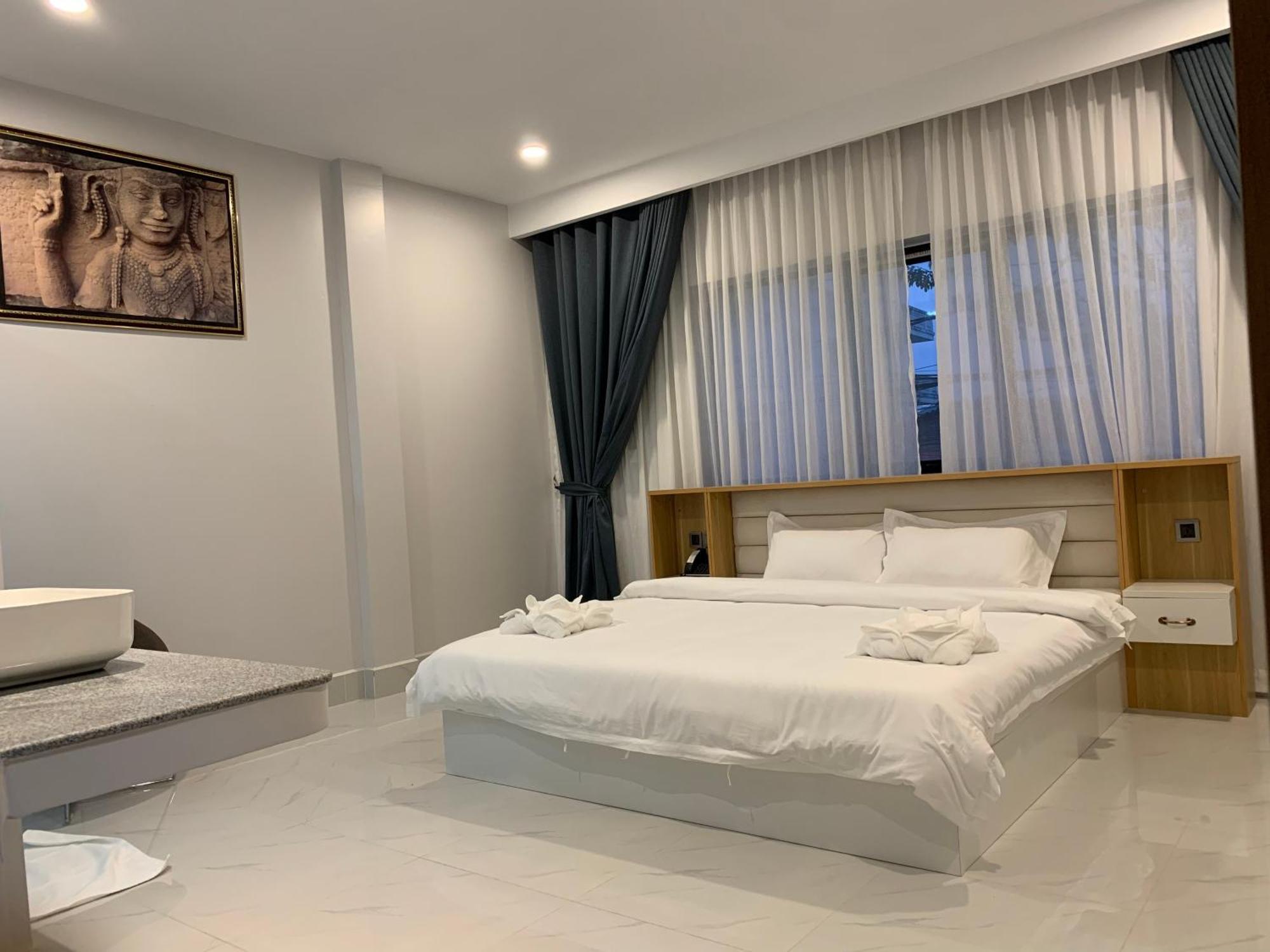 Nico'S Hotel And Skybar Siem Reap Buitenkant foto