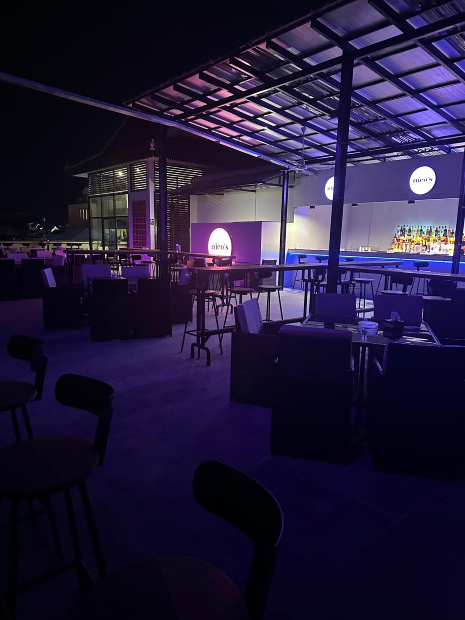Nico'S Hotel And Skybar Siem Reap Buitenkant foto