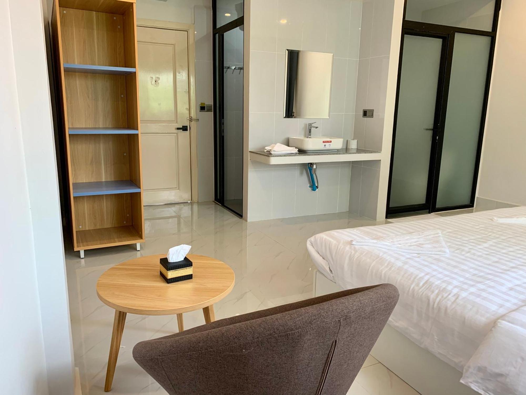 Nico'S Hotel And Skybar Siem Reap Buitenkant foto